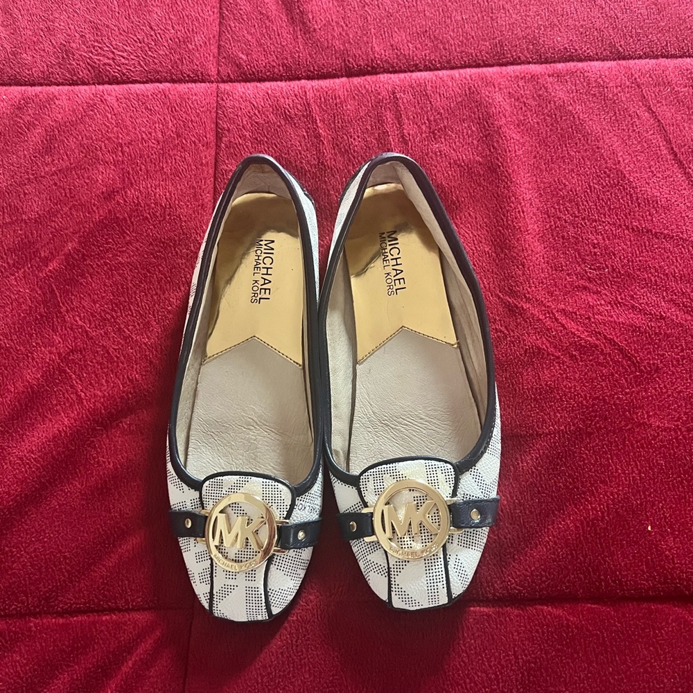 Michael Kors flats